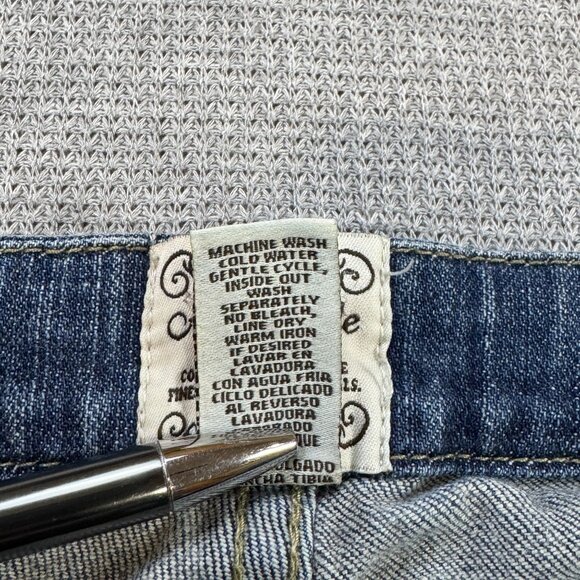 Aeropostale Womens Blue Denim Capri Jeans Size 3/4 Medium Wash Stretch Pockets - Picture 13 of 13